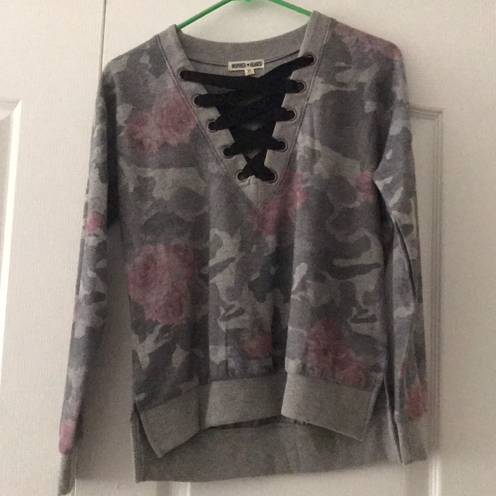 Sweatshirt